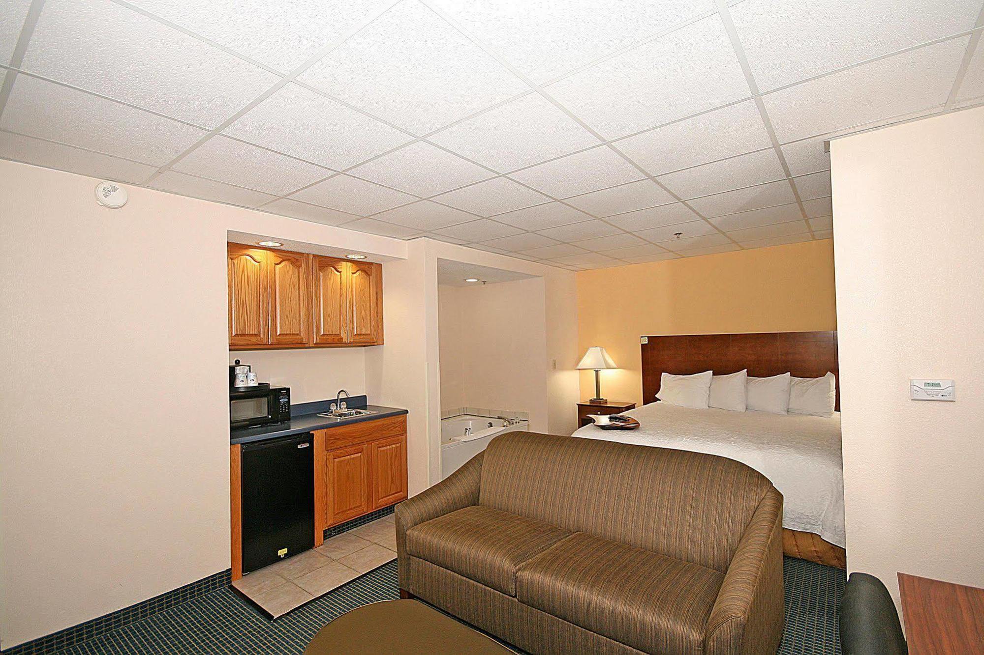 Hampton Inn Ft. Chiswell-Max Meadows Extérieur photo